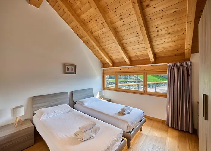 House With 3 Bedrooms T5 بيلانو