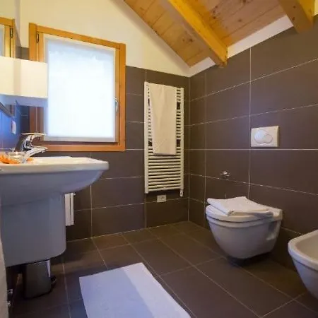 House With 3 Bedrooms T5 * Bellano