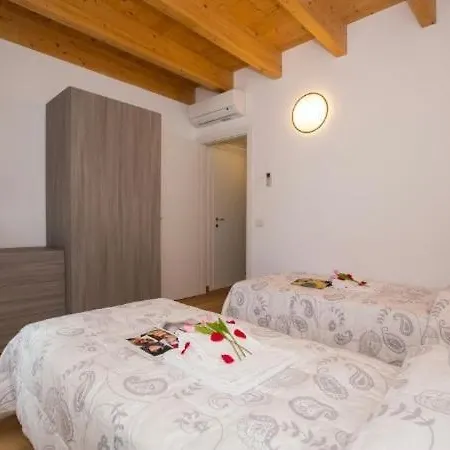 House With 3 Bedrooms T5