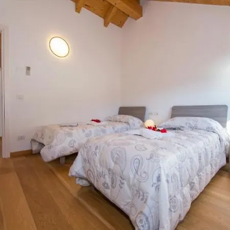 Nyaraló House With 3 Bedrooms T5